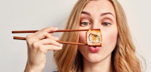 Допуска ли се консумацията на суши при бременност?