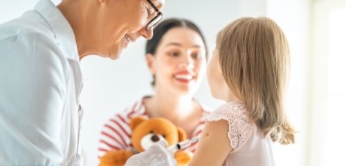 Как да подготвиш детето за ваксина?