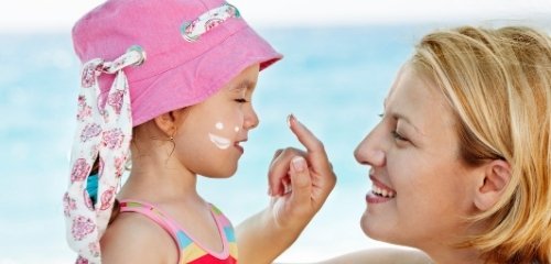 Най-добрият слънцезащитен крем за деца – на кой да се довериш?